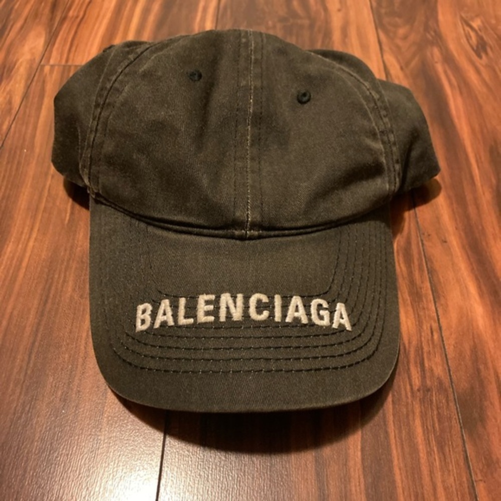 Balenciaga Logo Embroidered Baseball Cap